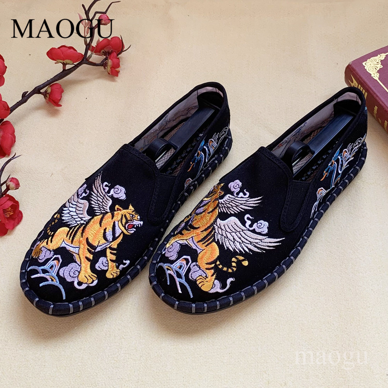 Unisex Chinese Style Embroider - đánh giá và giá Men Shoes China